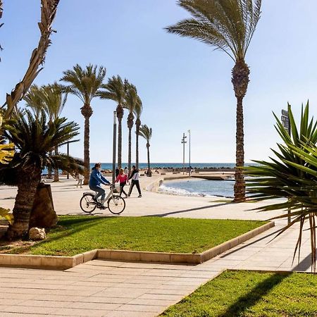 Cozy Appartment Torrevieja At Irina Buitenkant foto